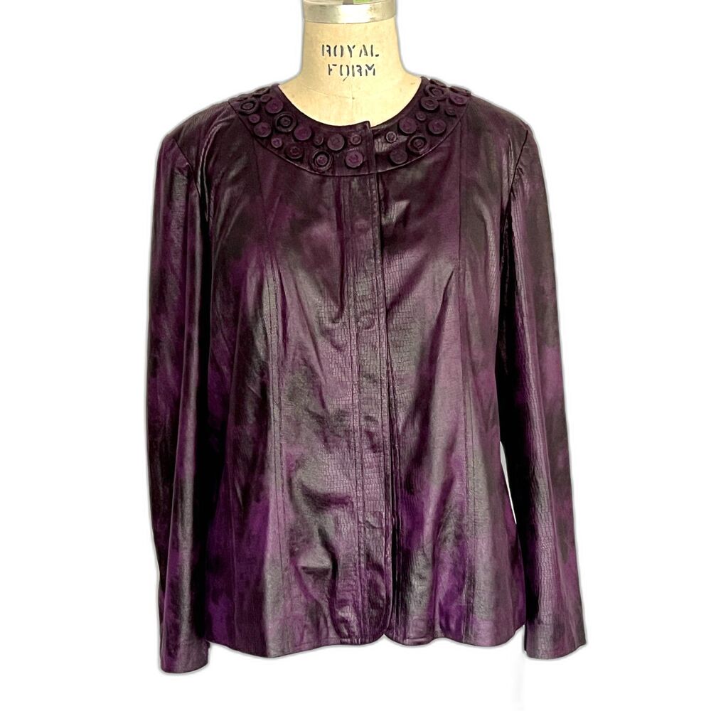 Chicos Faux Snakeskin Jacket in Plum. Soft and Light Weight. Size 3